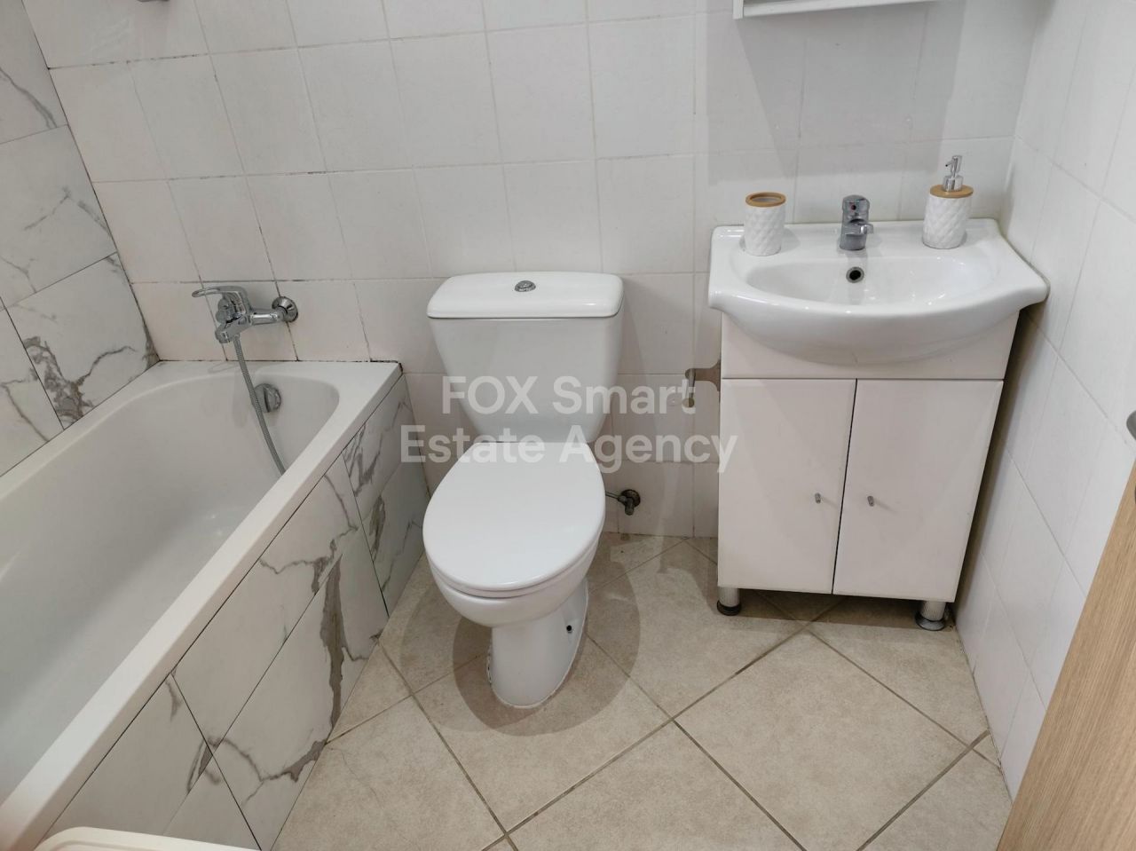 Thumbnail 14 EIGENTUM 4527 Mouttagiaka, Limassol / LIM-PAF-24881