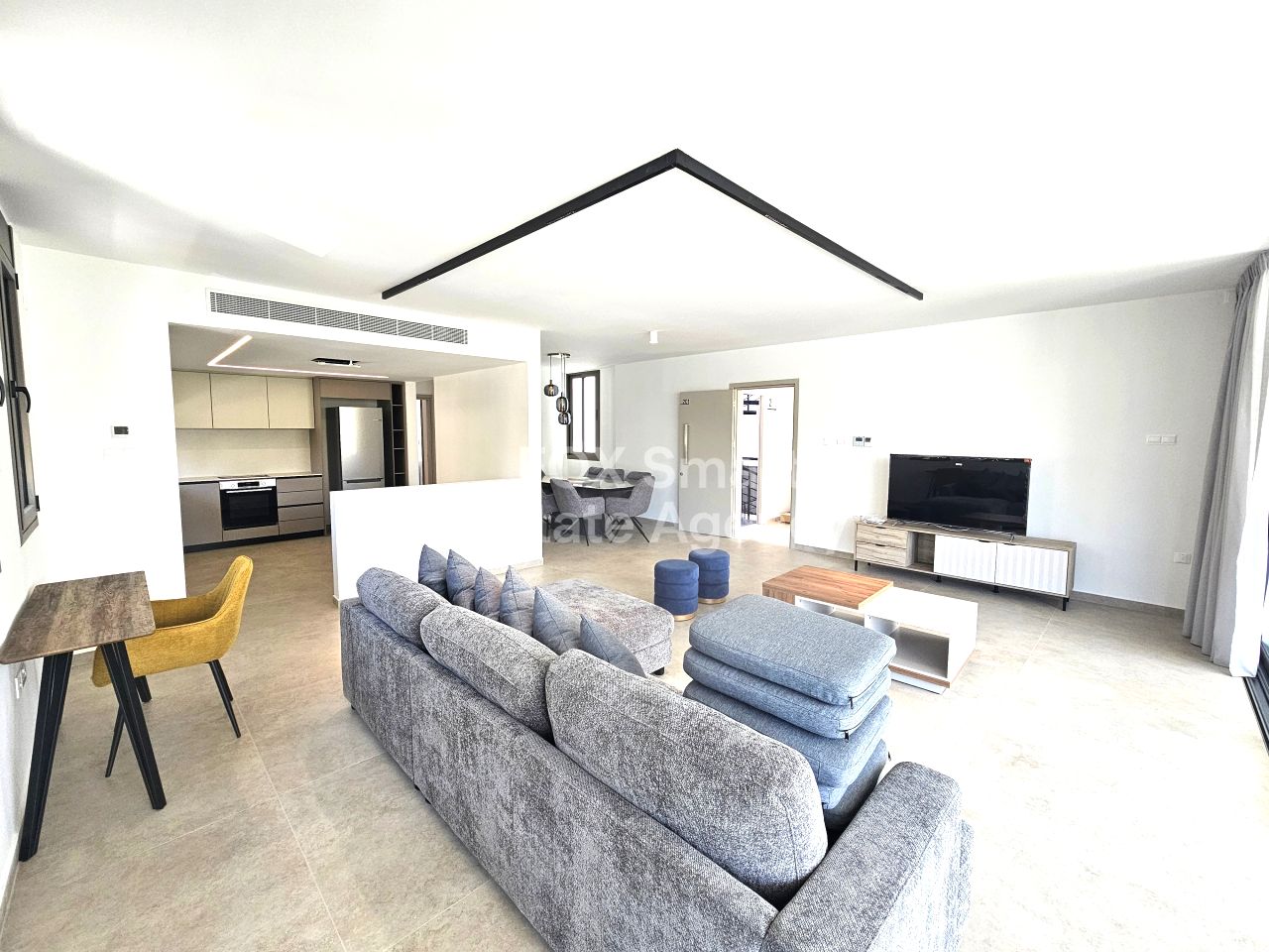 Thumbnail 2 Недвижимость 1110 Никосия / 46671