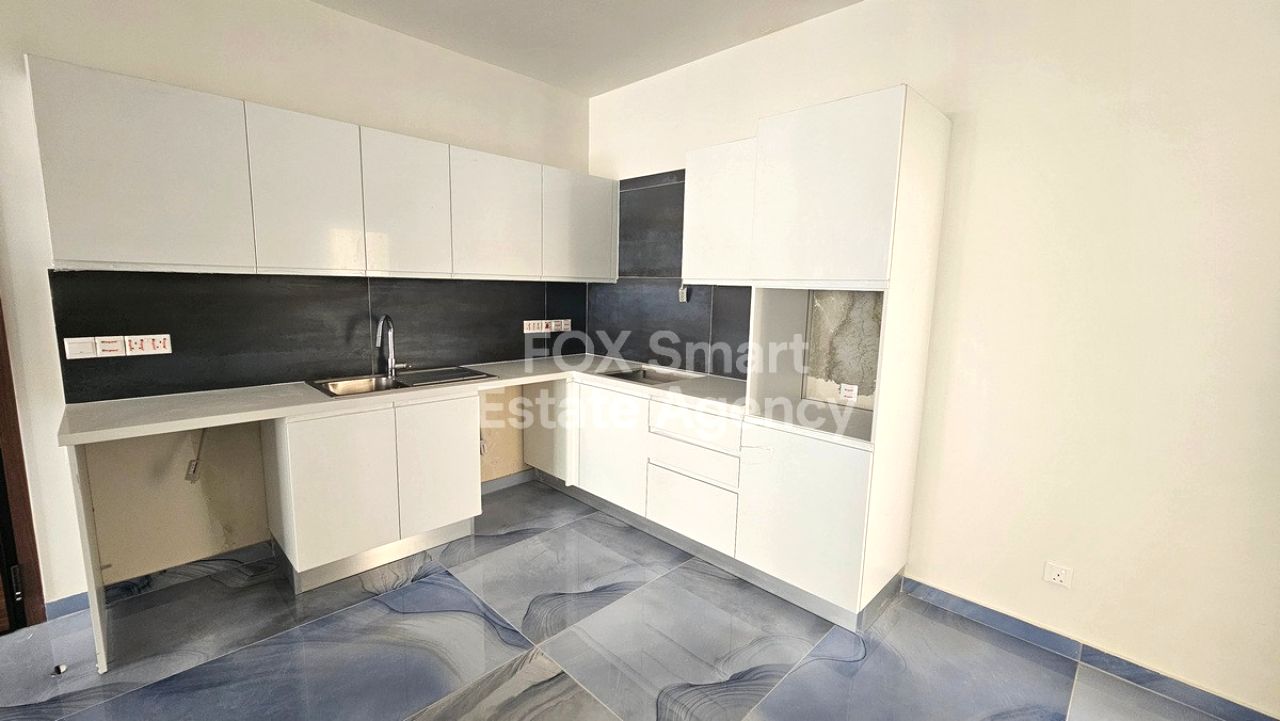 Thumbnail 3 Propiedad 2000 Strovolos, Nicosia / 40765