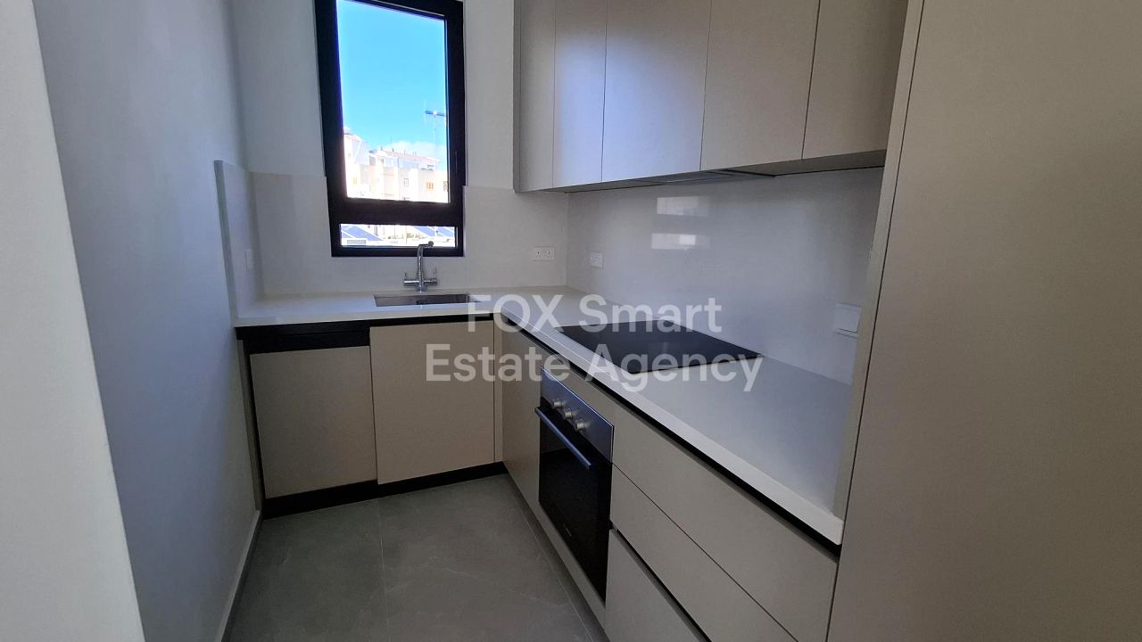 Thumbnail 4 房地产 2000 斯特罗沃洛斯, 尼科西亚 / 6982