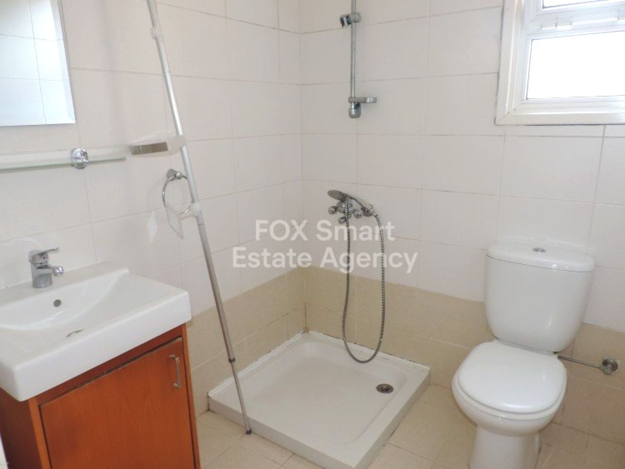 Thumbnail 6 房地产 2000 斯特罗沃洛斯, 尼科西亚 / AR-118608