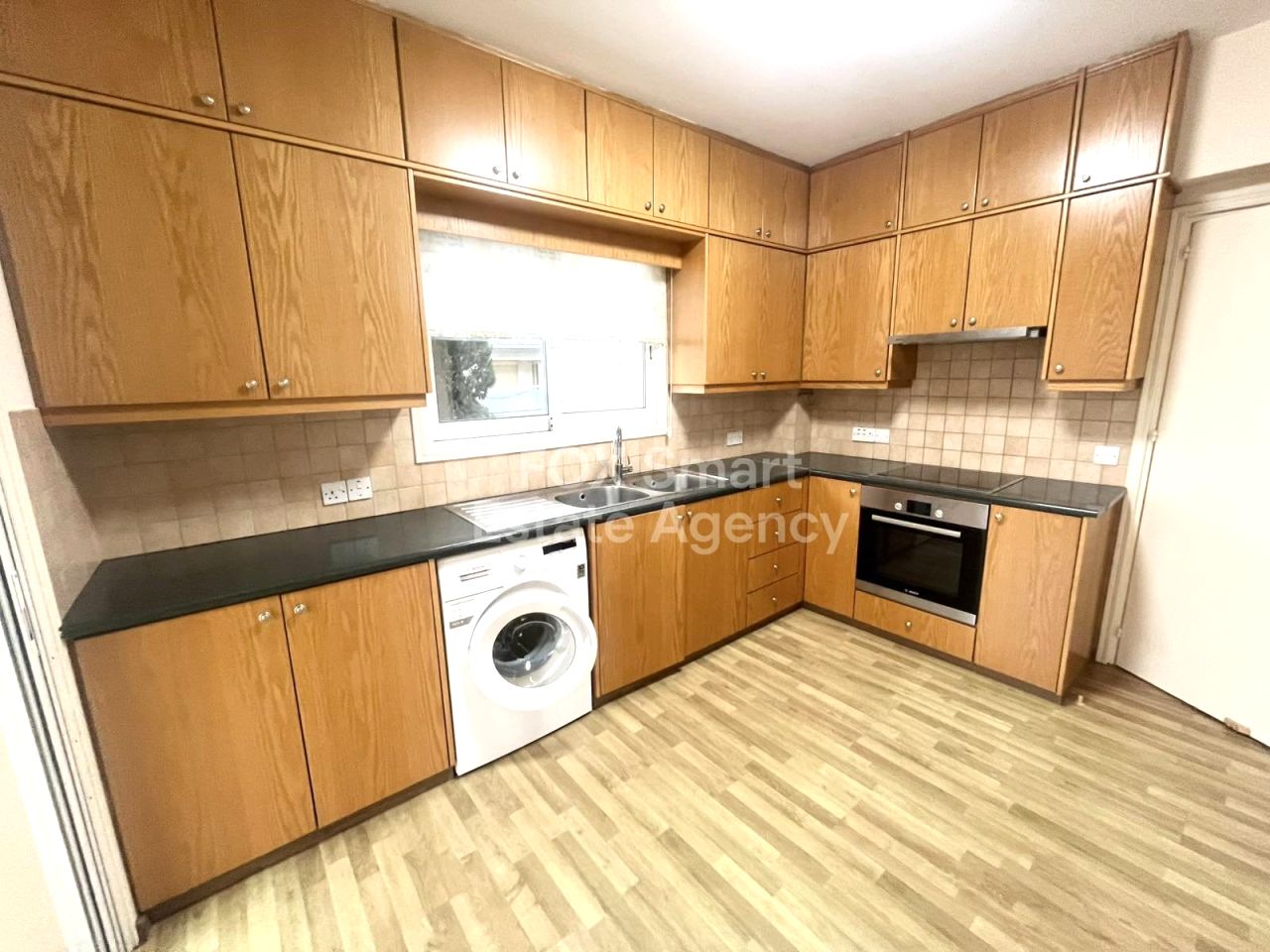 Thumbnail 12 Ακίνητα 2000 Στρόβολος, Λευκωσία / 48351