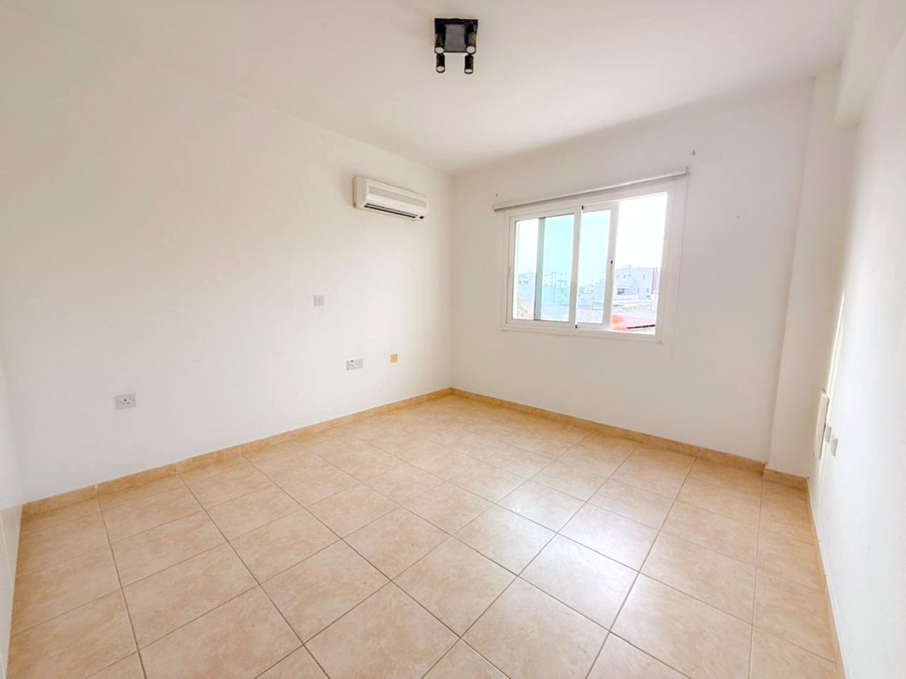 Thumbnail 14 Ακίνητα 2360 Άγιος Δομέτιος, Λευκωσία / 10343