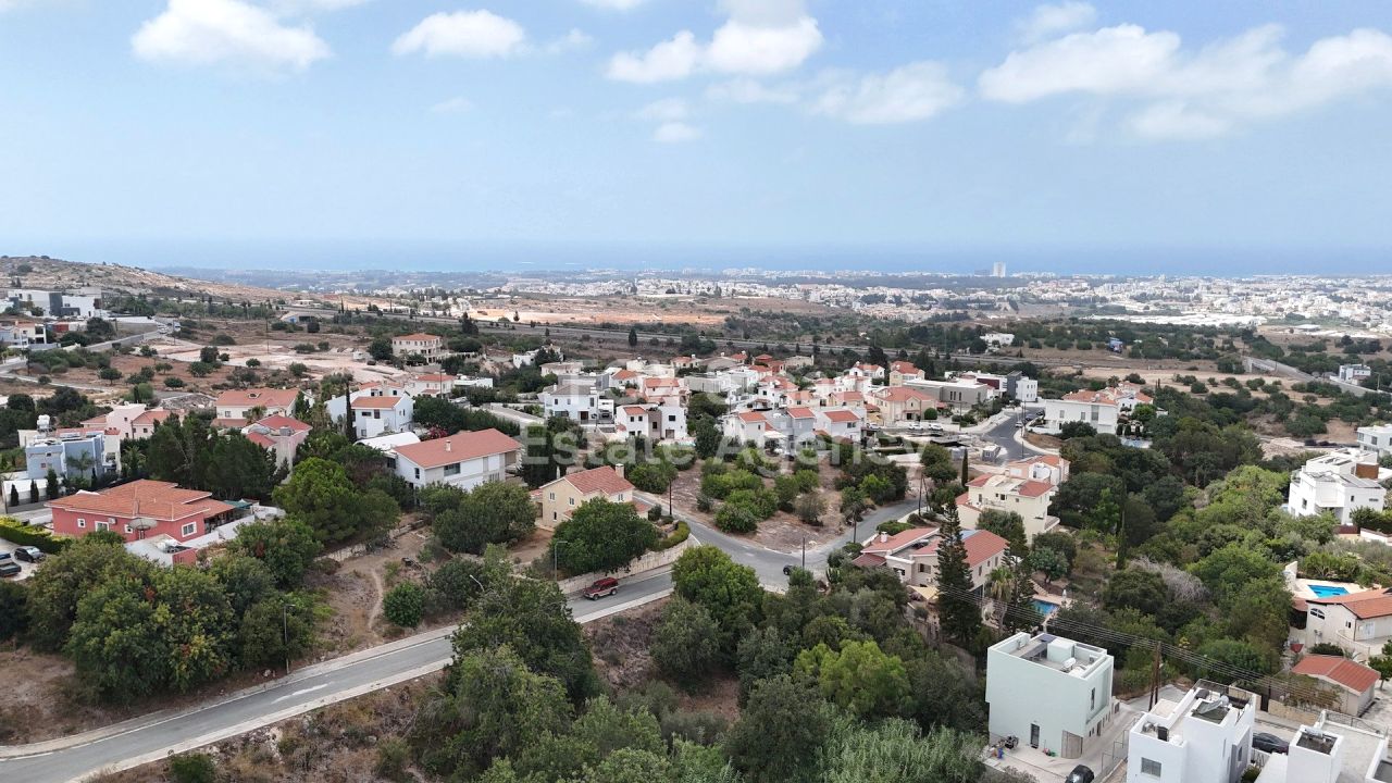 Thumbnail 1 Właściwość 8300 Konia, Pafos / LIM-PAF-31539