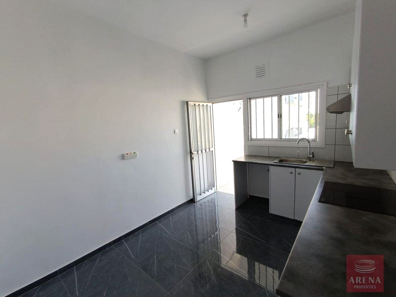 Property 42868 Mammari, Nicosia / 8477