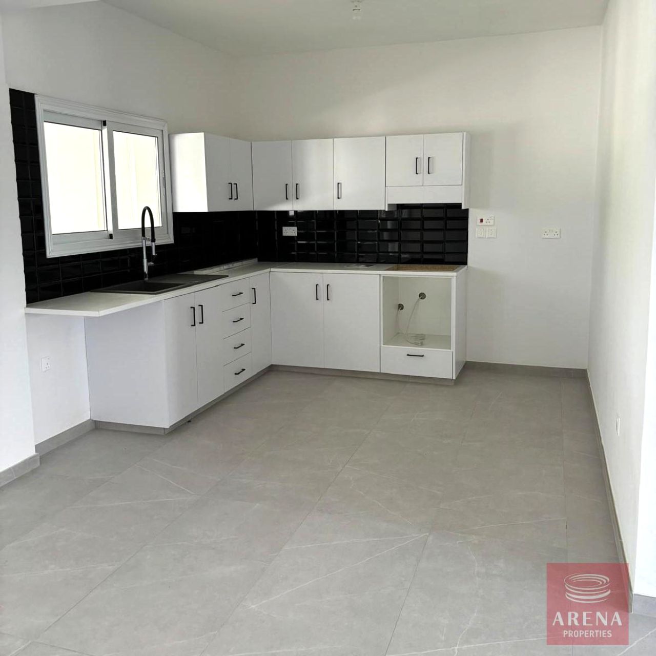 Nieruchomość 43358 Mammari, Nikozja / 8566