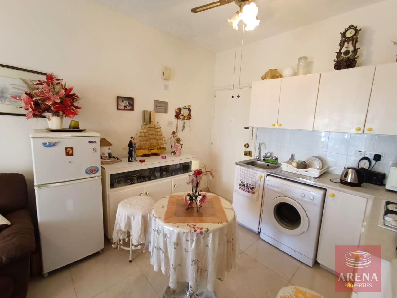 房产 43789 Mammari, 尼科西亚 / 8645