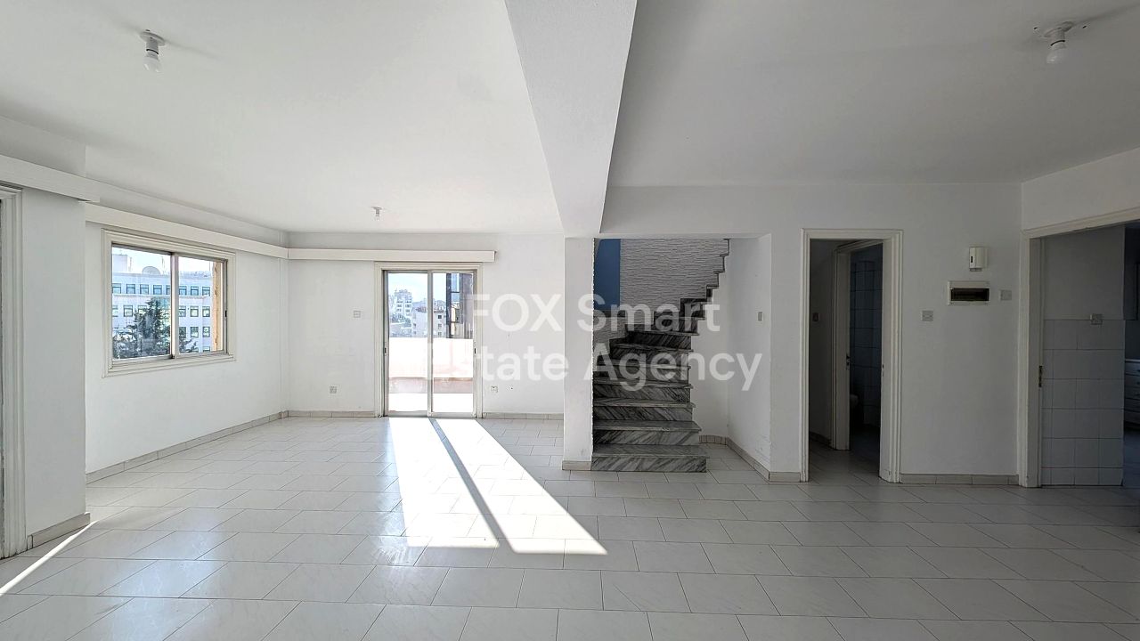 Thumbnail 2 Propiedad 1110 Nicosia / 47517