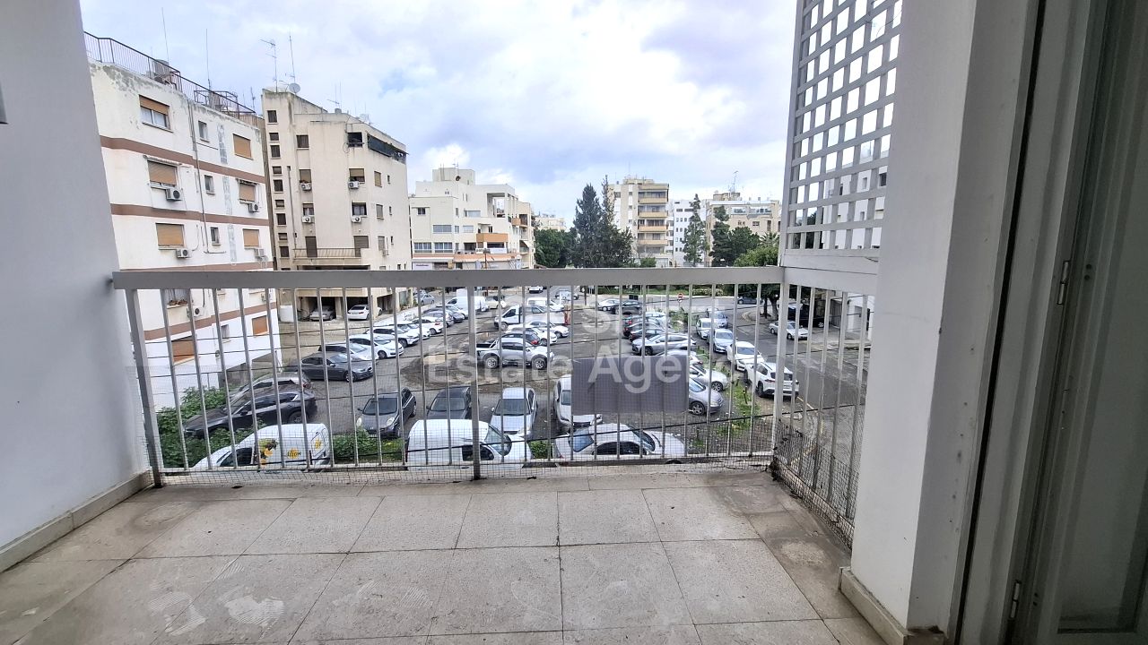 Thumbnail 10 Propiedad 2000 Strovolos, Nicosia / 49753