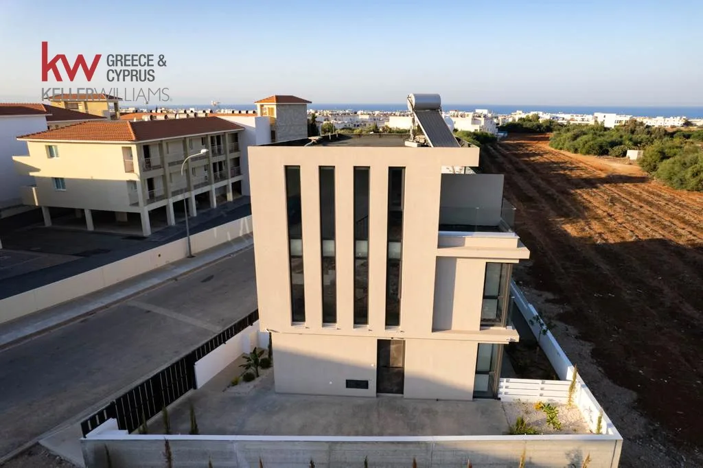 Property 60841 Paralimni, Famagusta / 1247373
