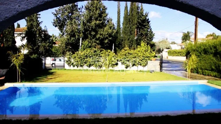 房产 6304 斯特罗沃洛斯, 尼科西亚 / H-108913