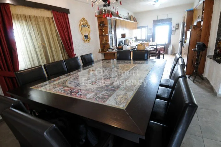 房产 6304 斯特罗沃洛斯, 尼科西亚 / H-108913