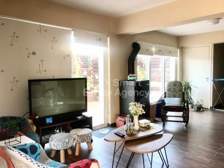 房产 12125 斯特罗沃洛斯, 尼科西亚 / H-112959