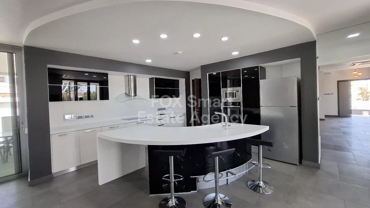 房产 12159 Kokkinotrimithia, 尼科西亚 / H-113880