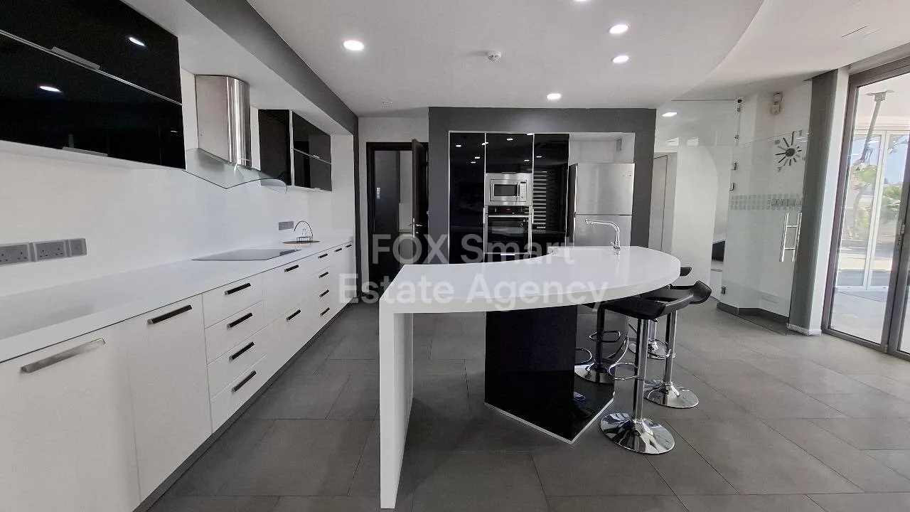 房产 12159 Kokkinotrimithia, 尼科西亚 / H-113880