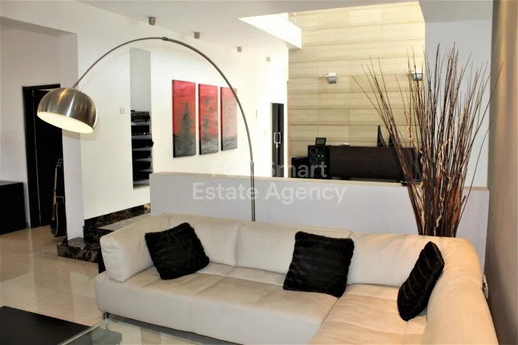 Immobilie 6773 Latsia, Nikosia / H-114735