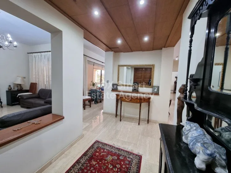 房产 7007 拉脱维亚, 尼科西亚 / H-116271