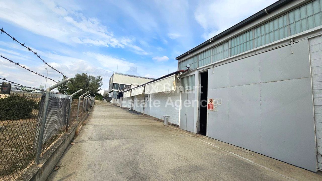 Thumbnail 4 Недвижимость 2000 Строволос, Никосия / 47528