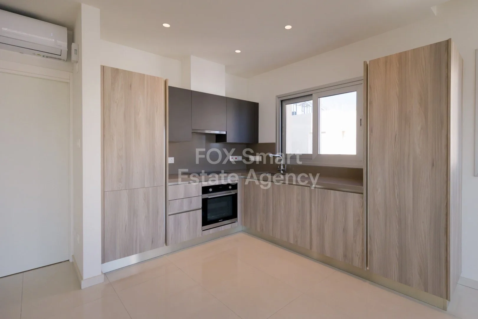 Propiedad 29286 Limasol, Limassol / LIM-PAF-11270