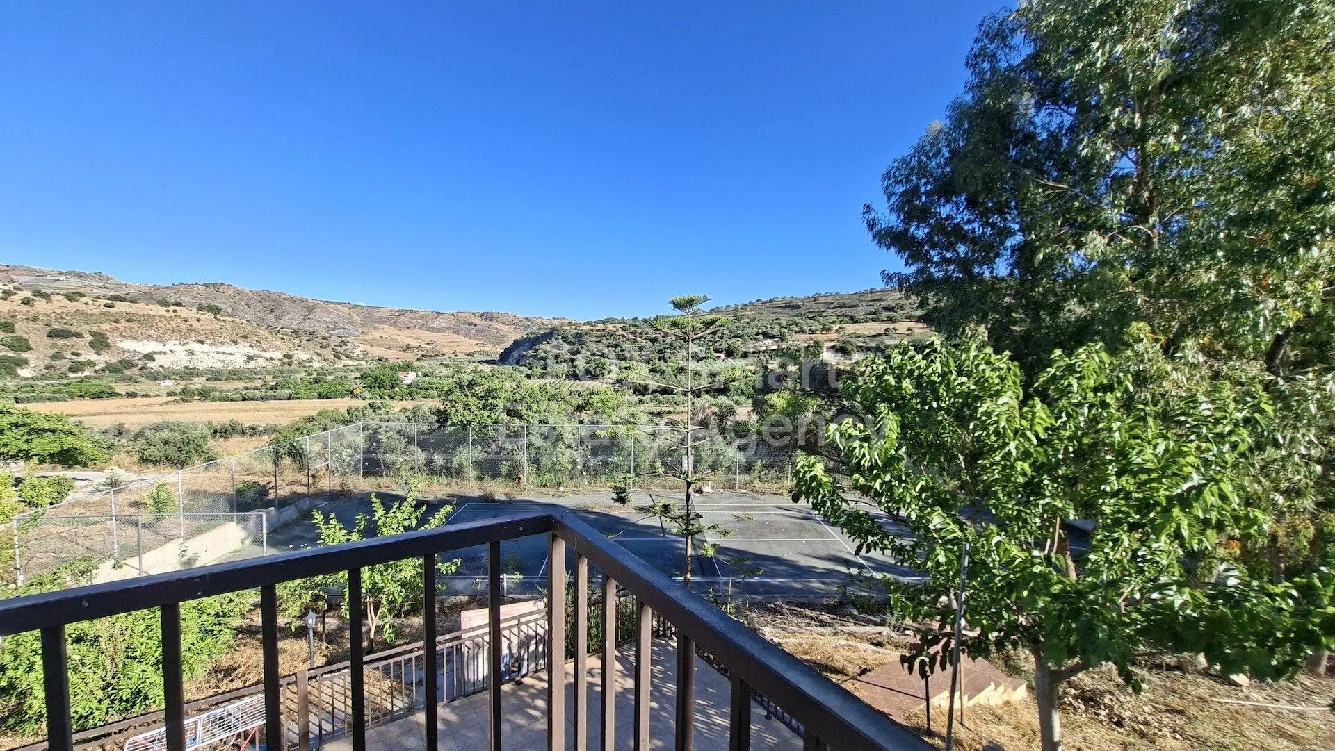 Property 44199 Paphos, Paphos / LIM-PAF-26985 26