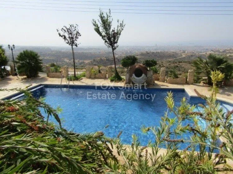 Immobile 27835 Mesa Geitonia, Limassol / LIM-PAF-2990