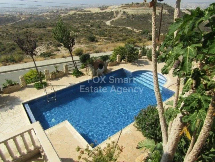 Immobile 27835 Mesa Geitonia, Limassol / LIM-PAF-2990