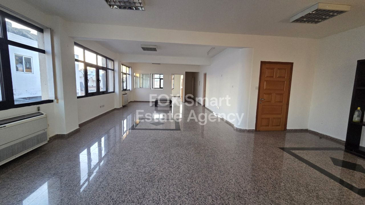 Thumbnail 1 Propiedad 2958 Mansoura, Nicosia / LIM-PAF-33075