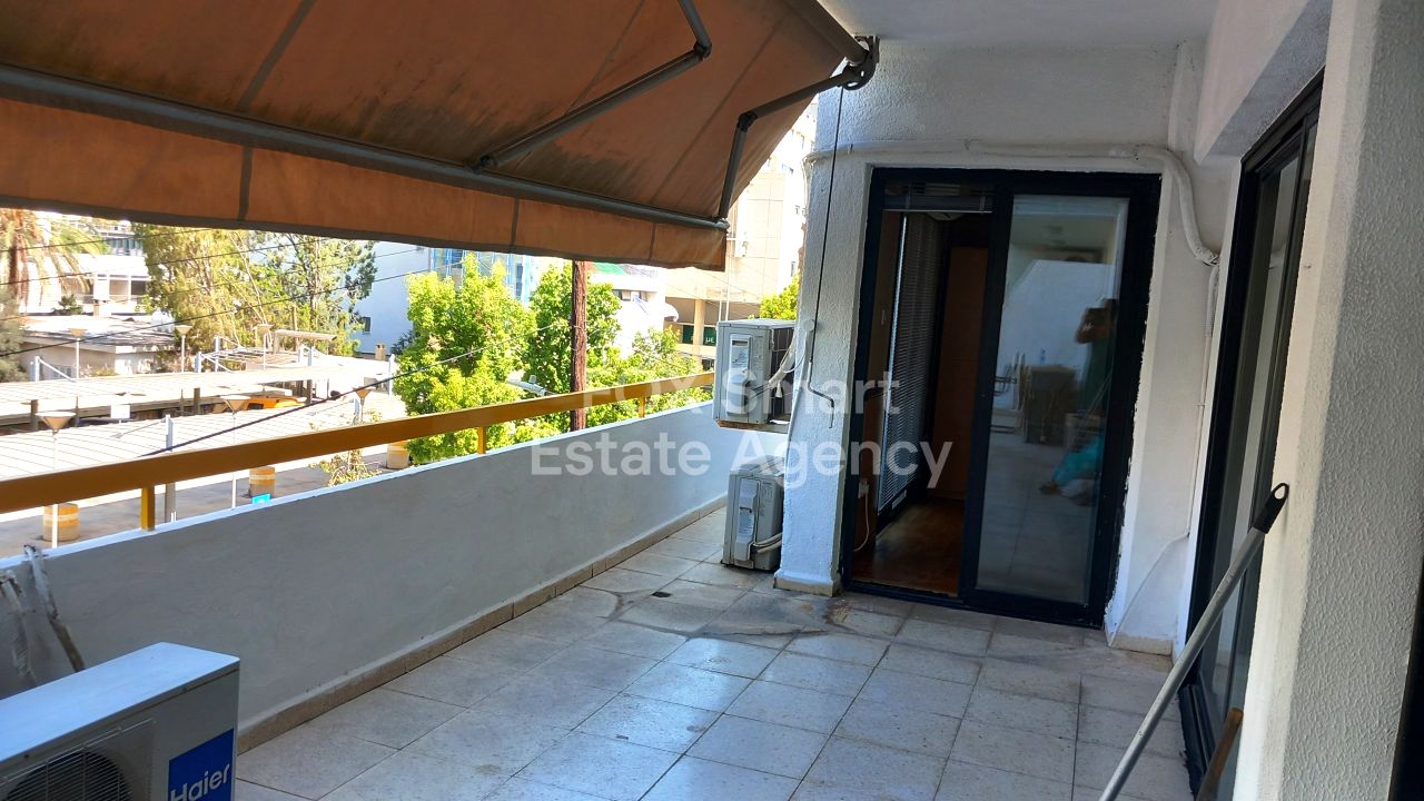 Thumbnail 11 EIGENTUM 1110 Nikosia / 45017