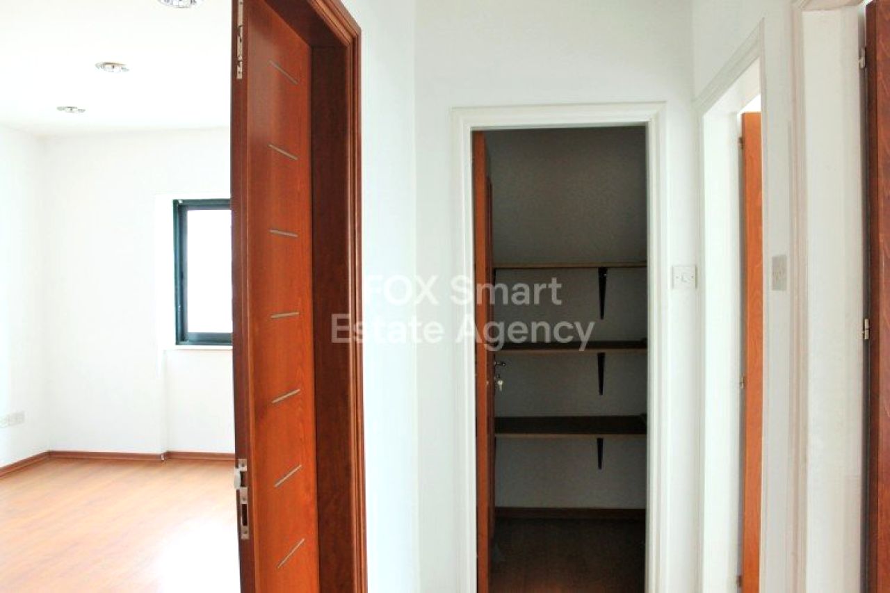 Nieruchomość 56570 Nikozja, Nikozja / OR-103380