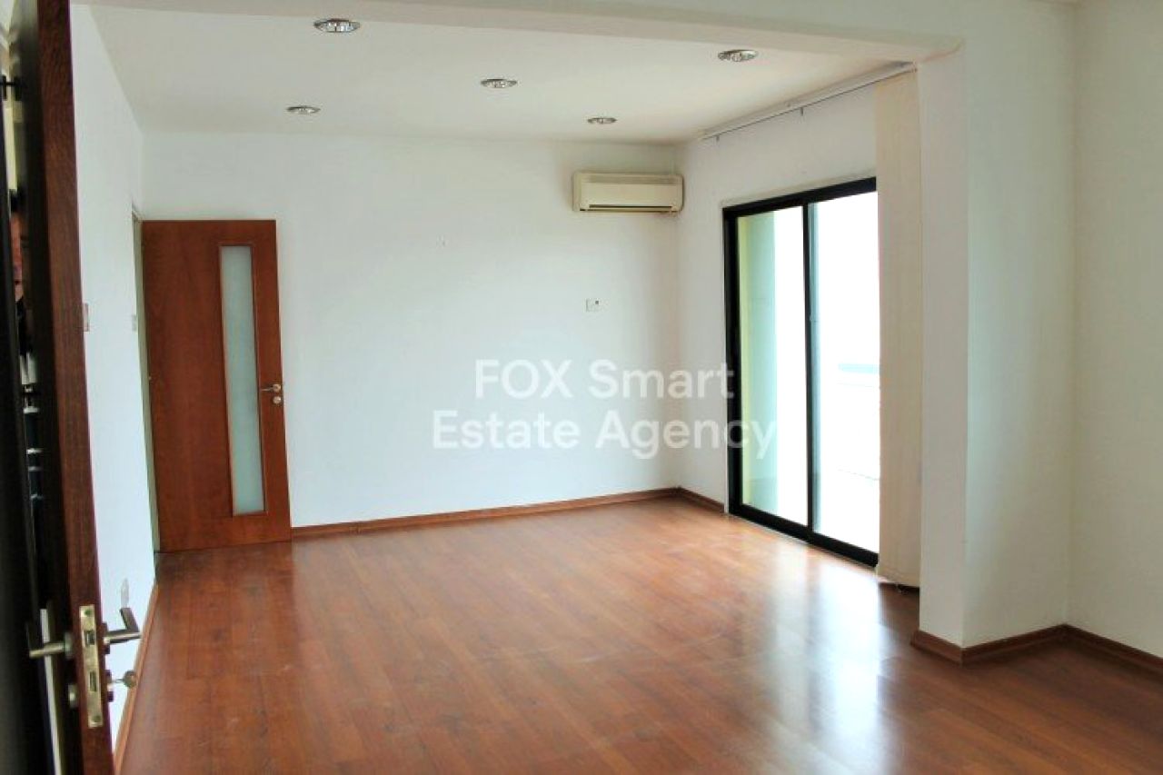 Nieruchomość 56570 Nikozja, Nikozja / OR-103380