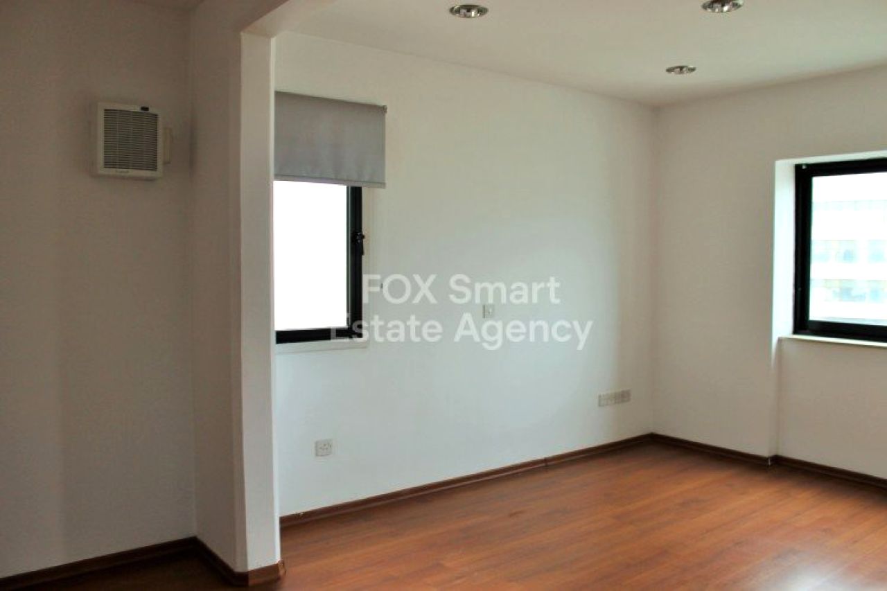 Nieruchomość 56570 Nikozja, Nikozja / OR-103380