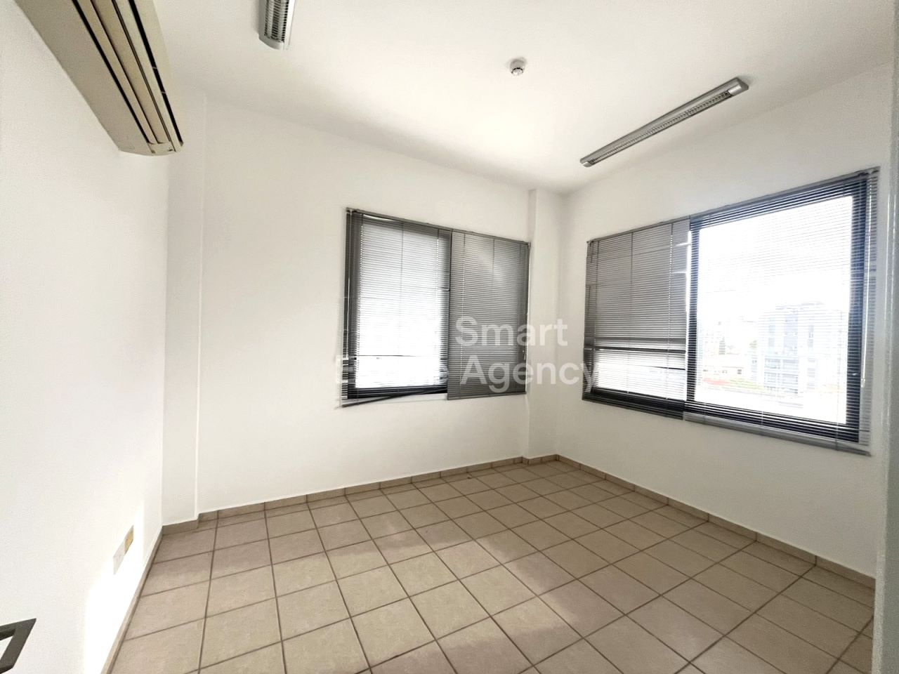 Thumbnail 3 Property 1110 Nicosia / 47956