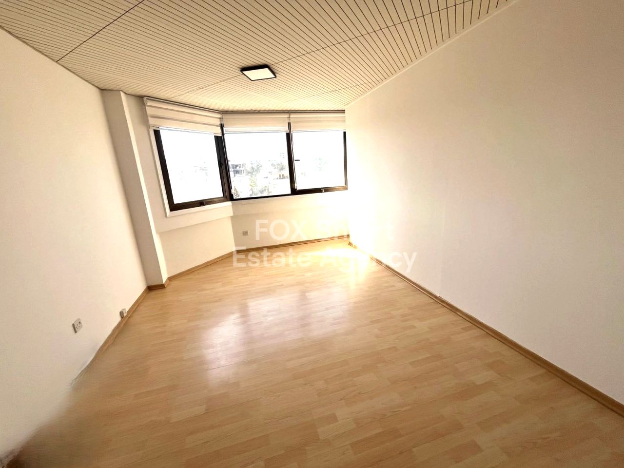 Thumbnail 4 EIGENTUM 1110 Nikosia / 49331