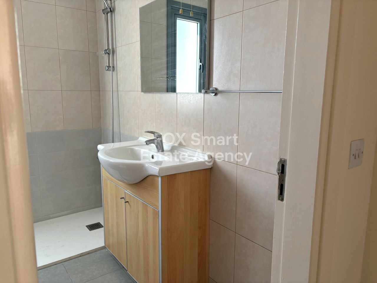 Thumbnail 4 Propiedad 2000 Strovolos, Nicosia / 48113