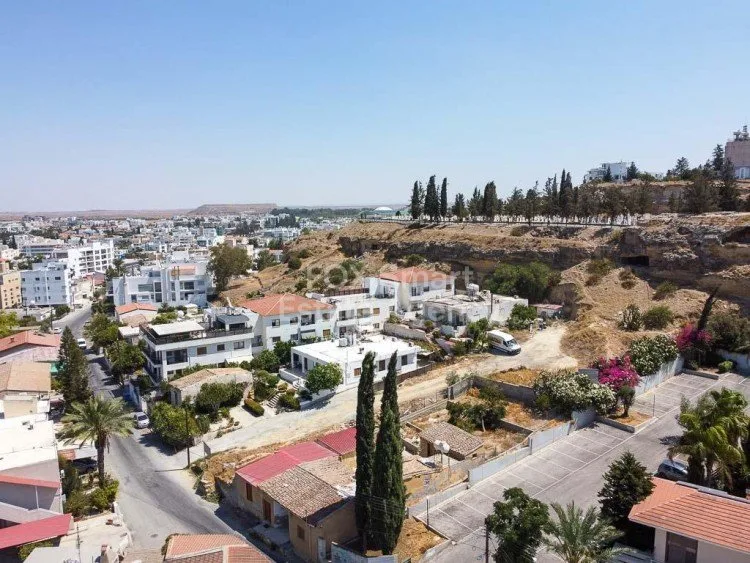 Immobile 16807 Aglandjia, Nicosia / P-115336