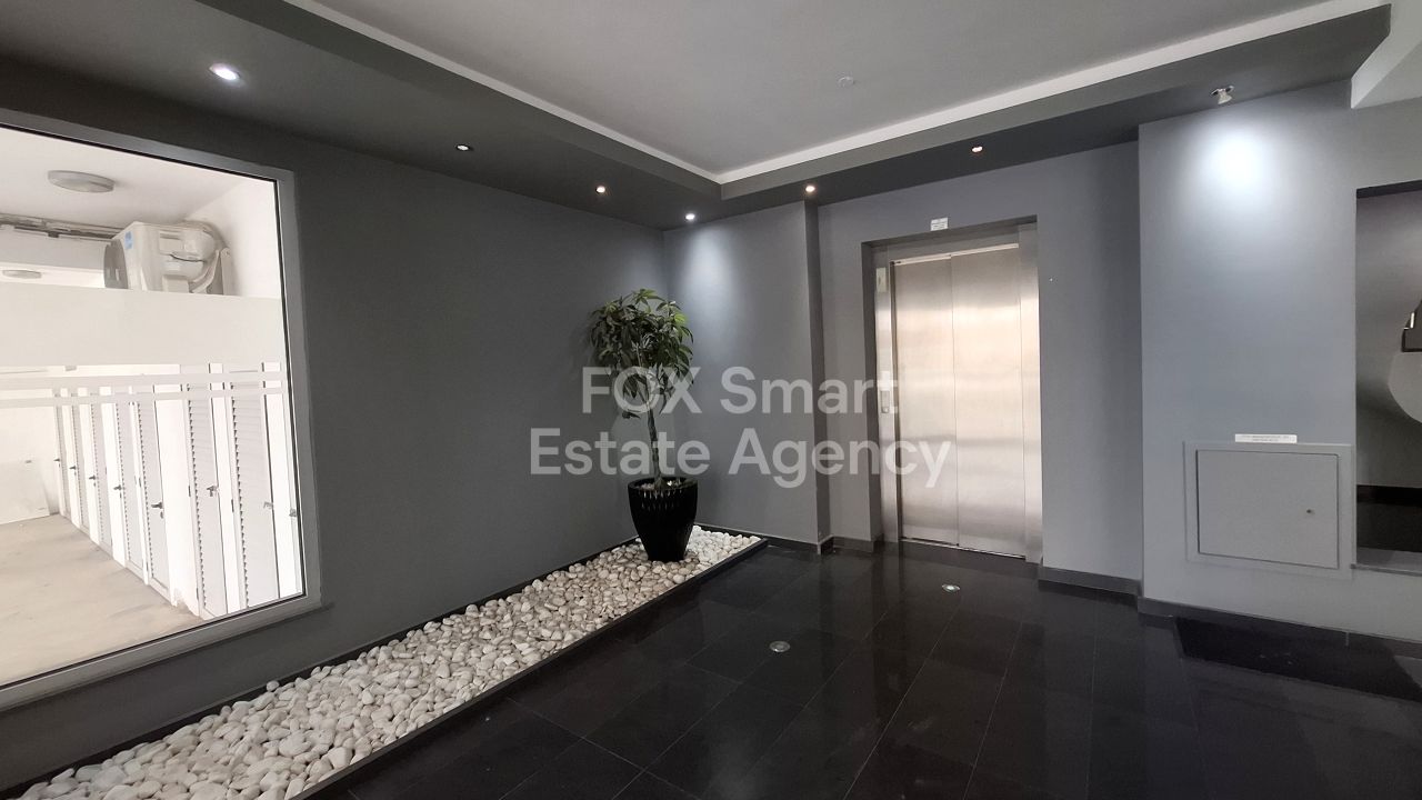 Thumbnail 10 Ακίνητα 2400 Έγκωμη, Λευκωσία / 48482