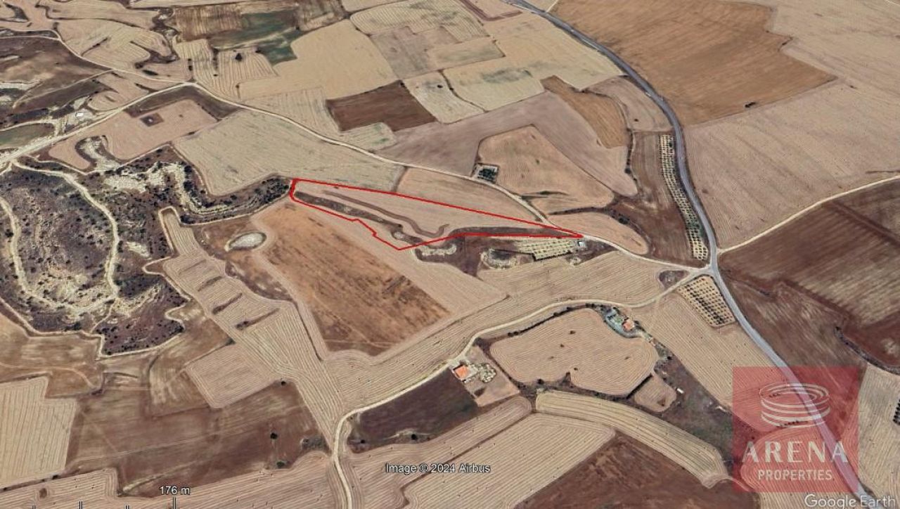Thumbnail 1 Propriété 7562 Tersefanou, Larnaca / L-53641