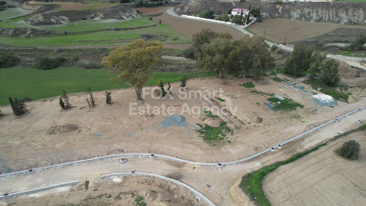 Thumbnail 2 P-69780 / נכס 2460 פאנו דפטרה, ניקוסיה
