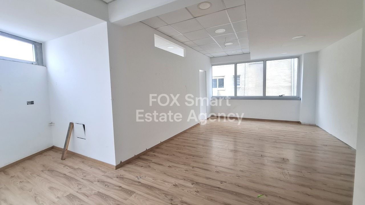 Thumbnail 3 Propiedad 1110 Nicosia / 49347