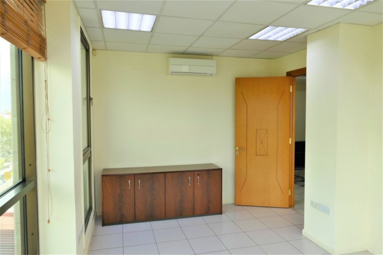 Thumbnail 7 Property 1110 Nicosia / O-110336