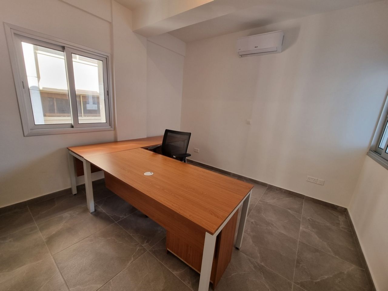 Thumbnail 10 Property 1110 Nicosia / O-120950