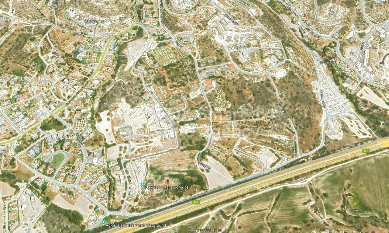 Thumbnail 1 EIGENTUM 4521 Agios Tychonas, Limassol / LIM-PAF-L-96781