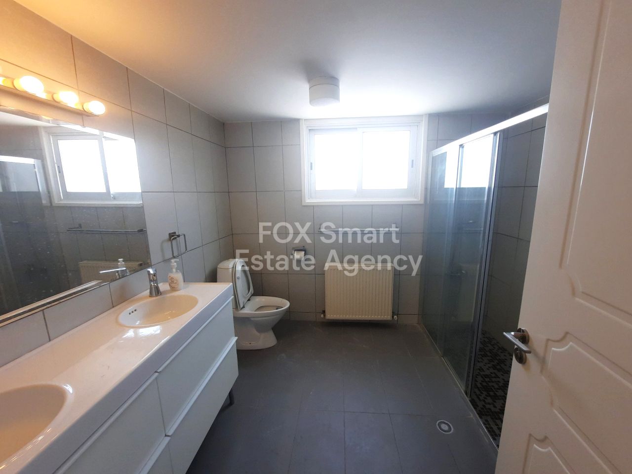 Thumbnail 19 Właściwość 2100 Aglandjia, Nikozja / HR-124281