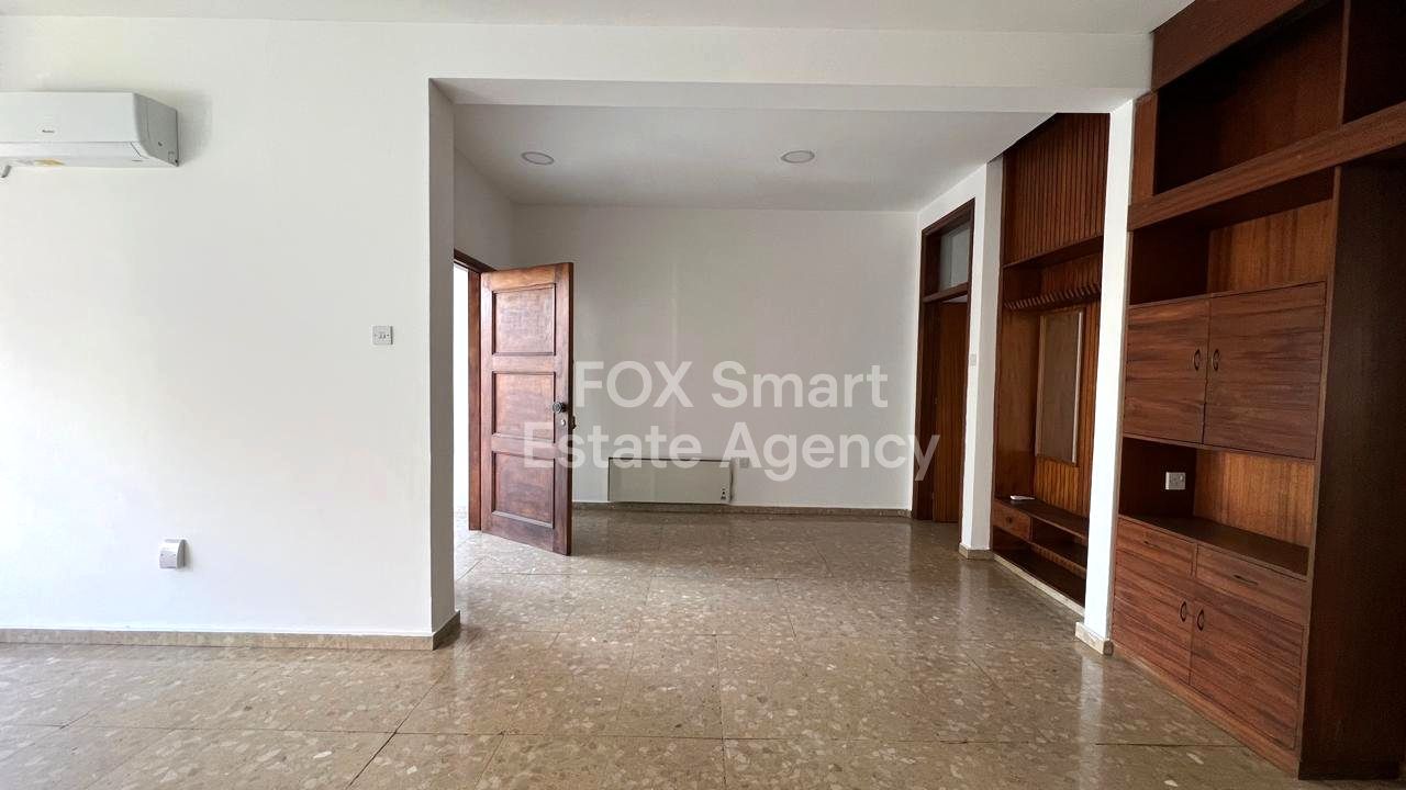 Thumbnail 21 Propiedad 1110 Nicosia / 49851