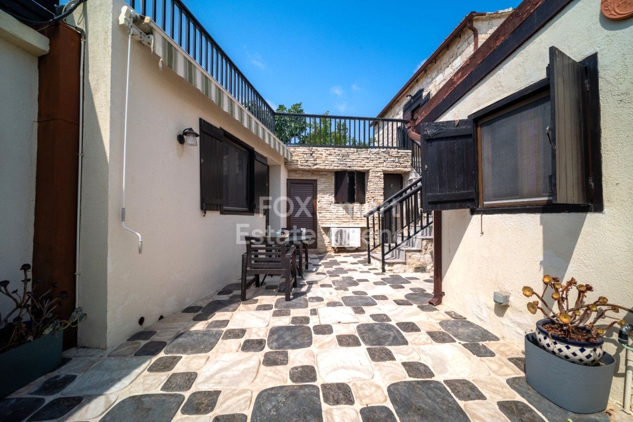 Thumbnail 1 Propiedad 4524 Monagroulli, Limasol / LIM-PAF-33322