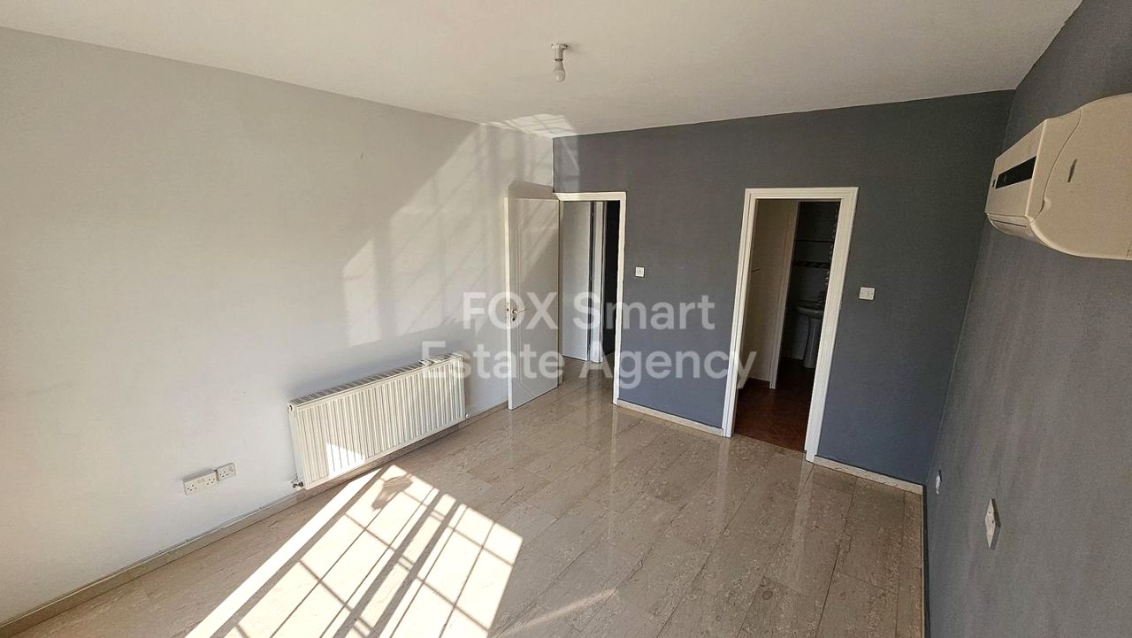 Thumbnail 21 Property 2000 Strovolos, Nicosia / 44909