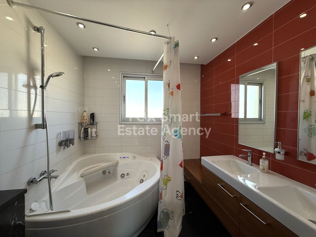 Thumbnail 27 Propriété 4100 Agios Athanasios, Limassol / LIM-PAF-31724