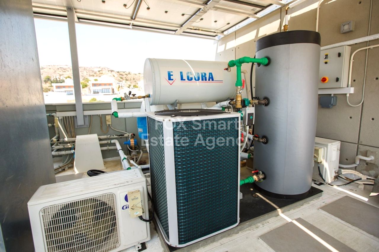 Thumbnail 22 EIGENTUM 4521 Agios Tychonas, Limassol / LIM-PAF-30644