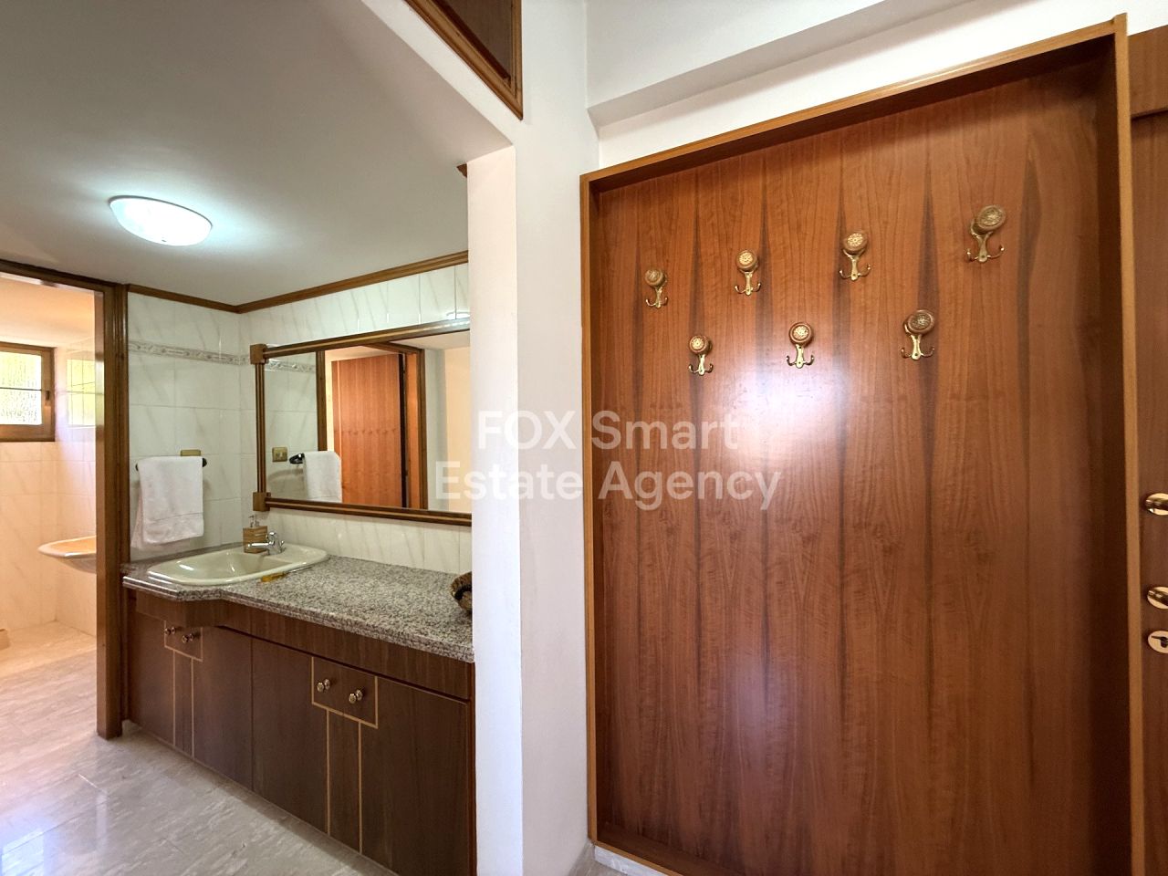 Thumbnail 33 EIGENTUM 2800 Ekali, Limassol / LIM-PAF-31816