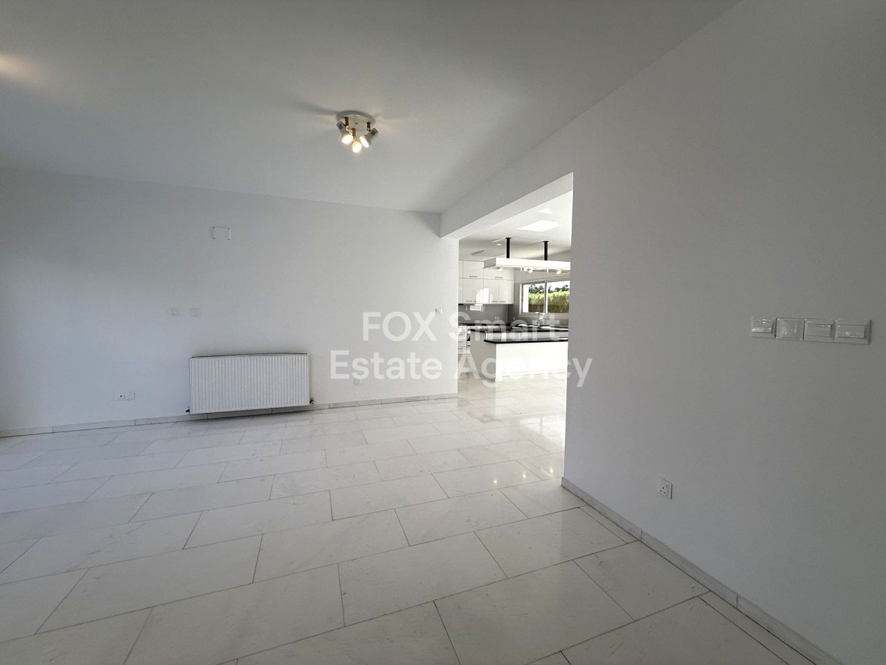 Thumbnail 19 EIGENTUM 2800 Ekali, Limassol / LIM-PAF-31804